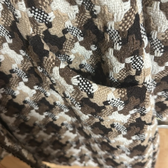 Vintage Nine West Houndstooth Coat in Brown/White/Tan Tweed Wool Coat. - Picture 7 of 7